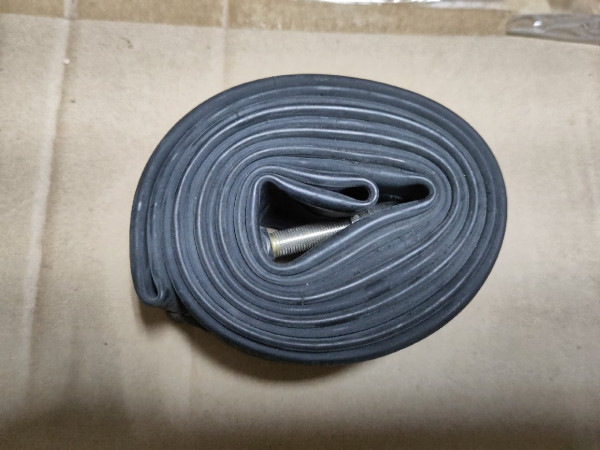 Schwalber Schlauch Nr. 13 26" AV (26x1,5-2,5)